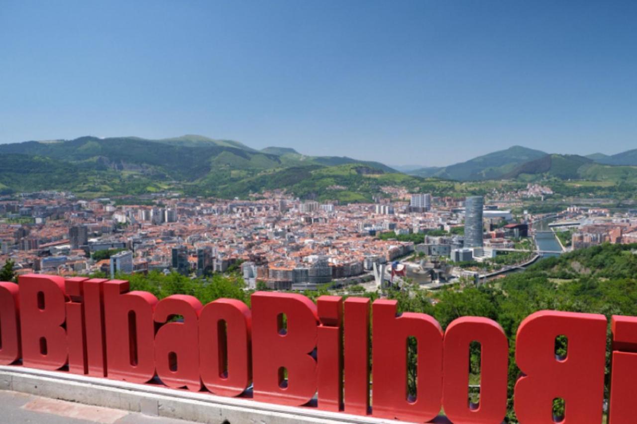 Apartamento Portugalete Gran Bilbao 3 Dormitorios - 3 Bedrooms Exterior photo